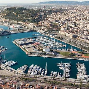 Spacious Yacht Hotel Barcelona City Center 5 Cabins
